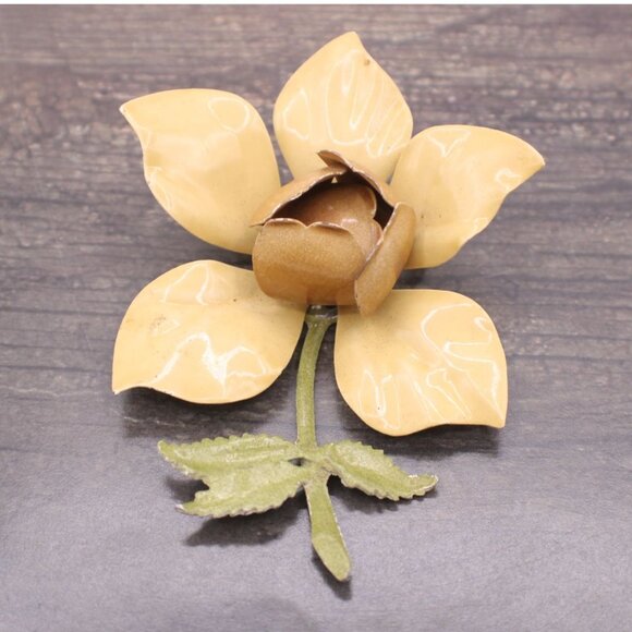 Vintage Enamel Yellow Flower Brooch Pin With Green Stem Large Petals 1970s 3x3" - Picture 1 of 9
